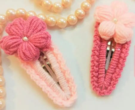 Handmade crochet hair clip with beautiful flower - light orange and light red